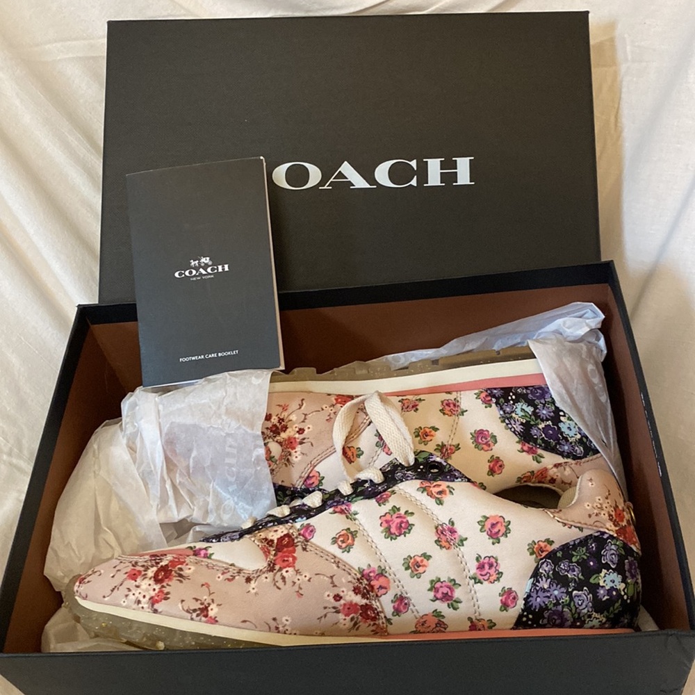 Coach Athletic Shoe